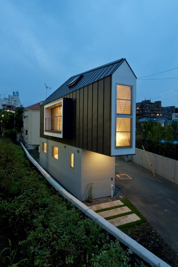 Tiny Living: My Top 5 Super Small Japanese Living Arrangements