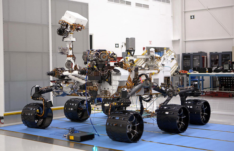 Photos: Curiosity Just Days Away From Mars