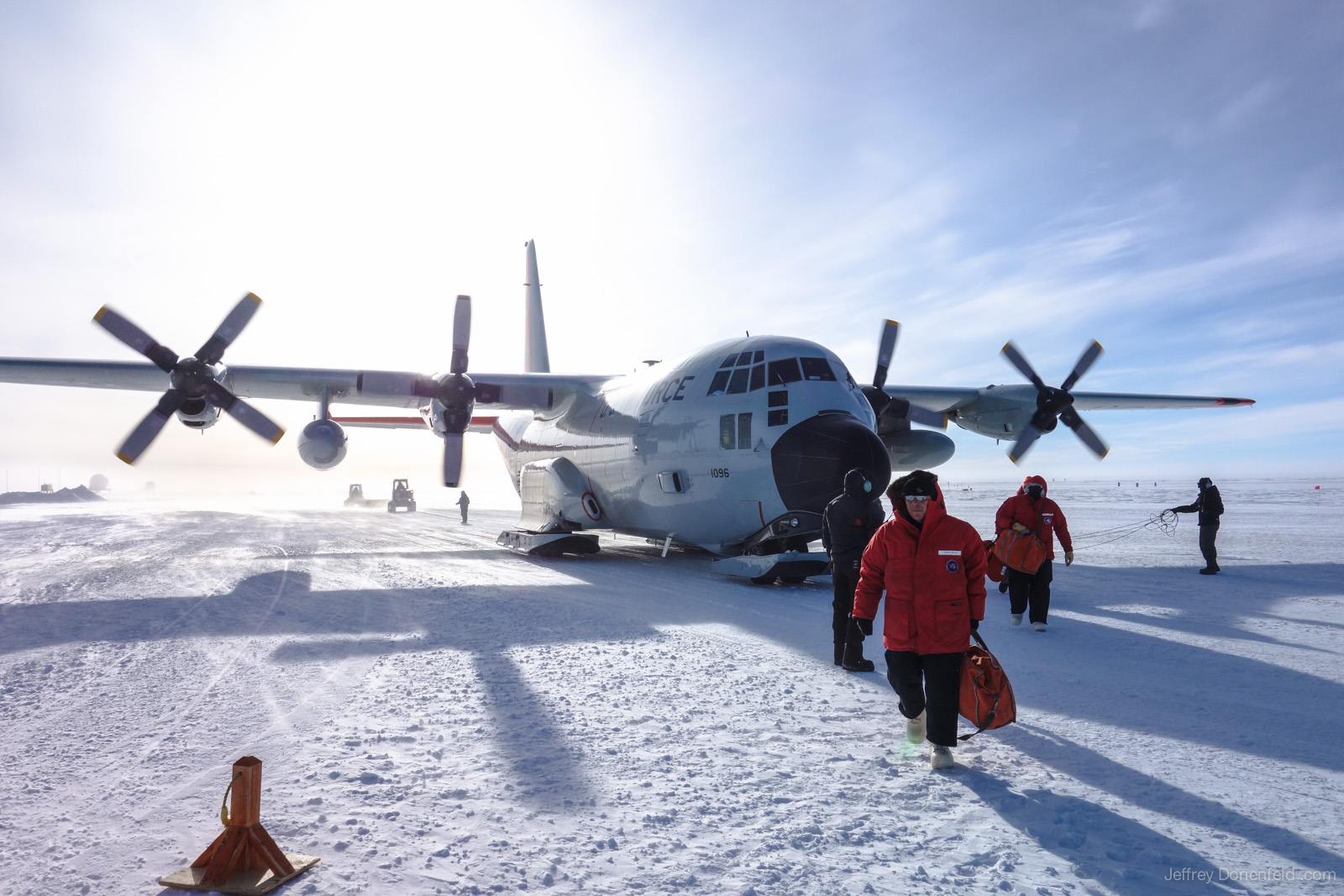 Moving to Antarctica Leg 3: McMurdo Station to Amundsen-Scott South Pole Station
