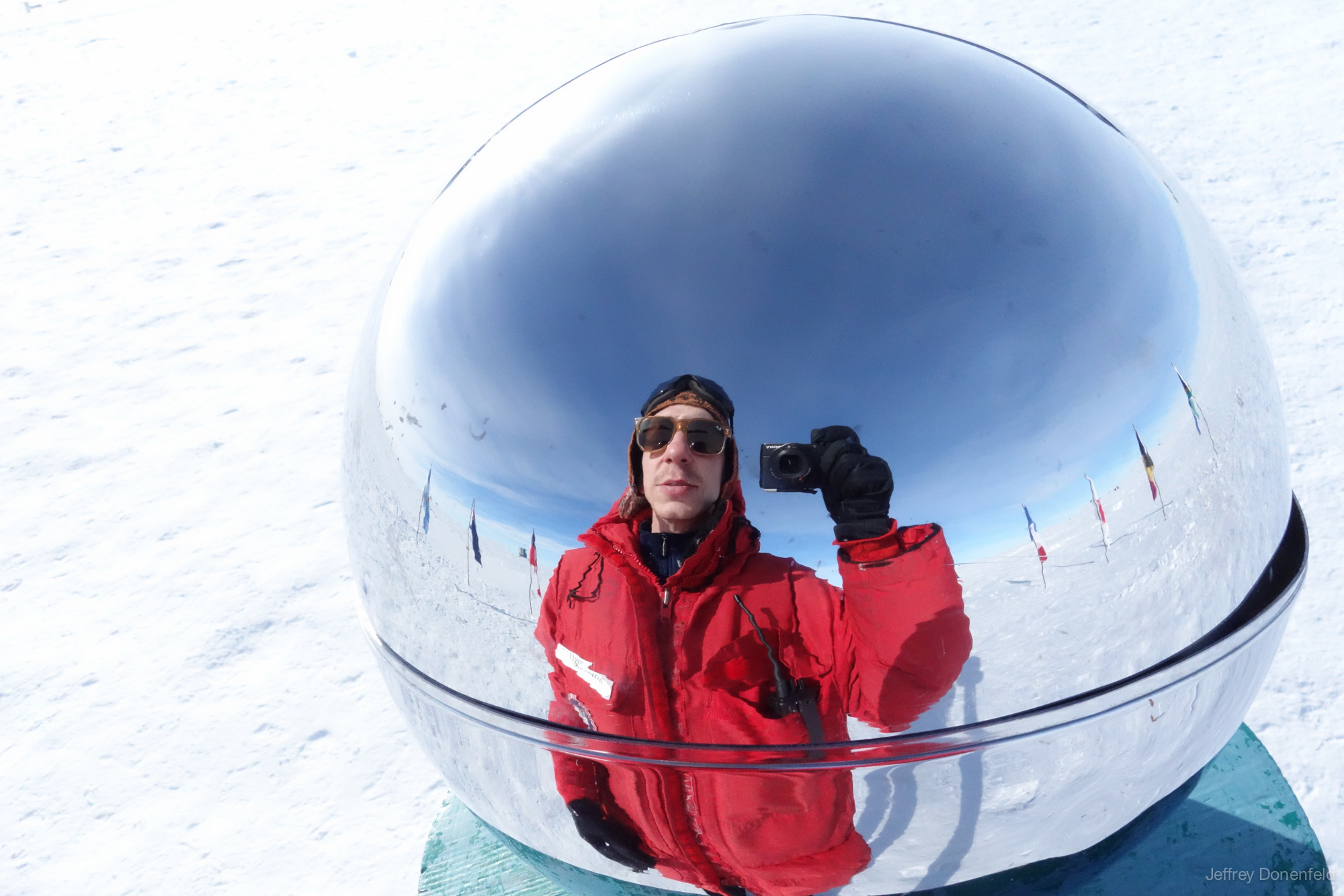 Welcoming Skiers To The South Pole