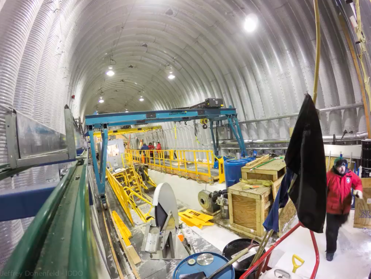 Disassembling the WAIS DISC Ice Drill – Timelapse Video