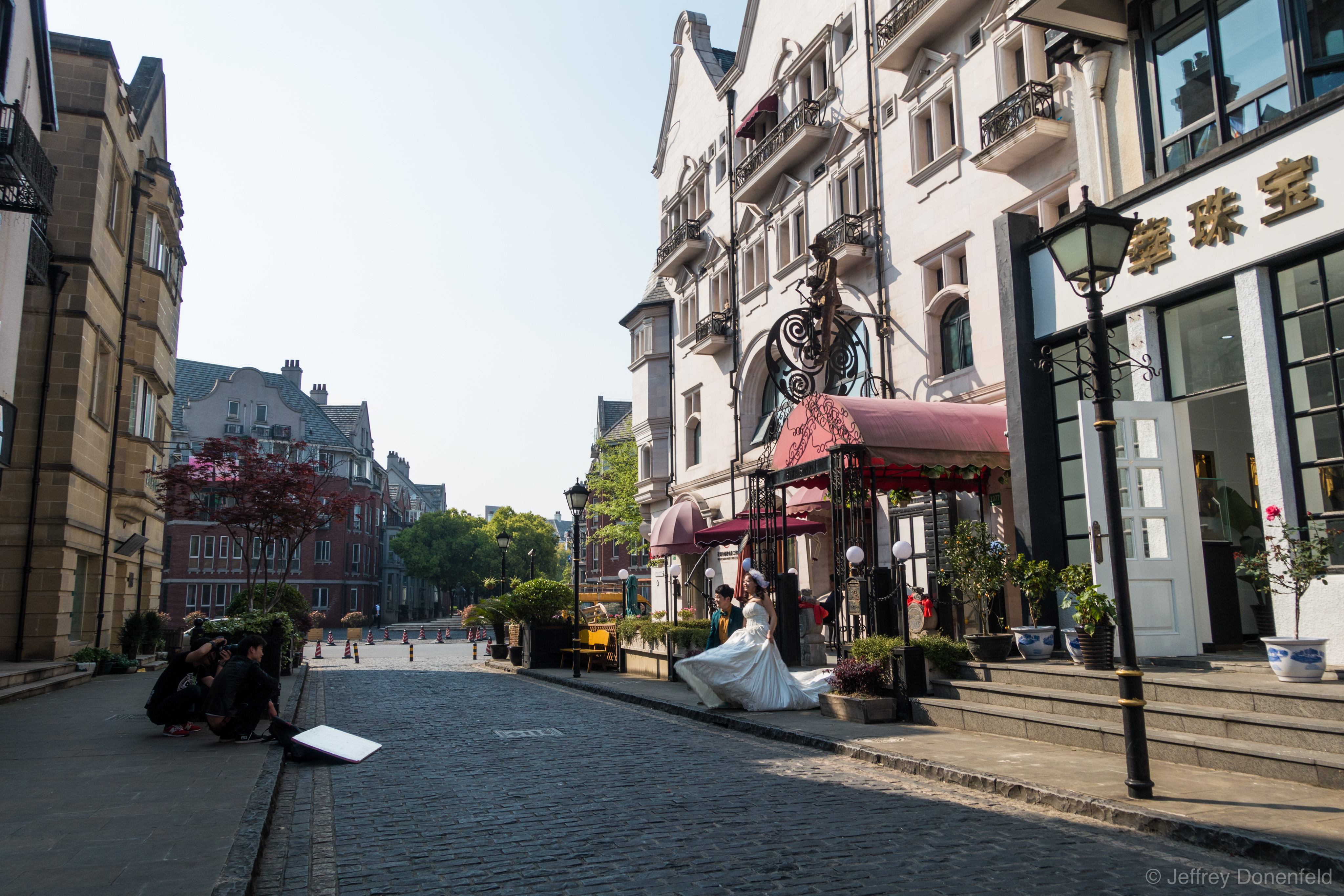 Shanghai Built Knockoff Ghost Towns Copied from Around the World