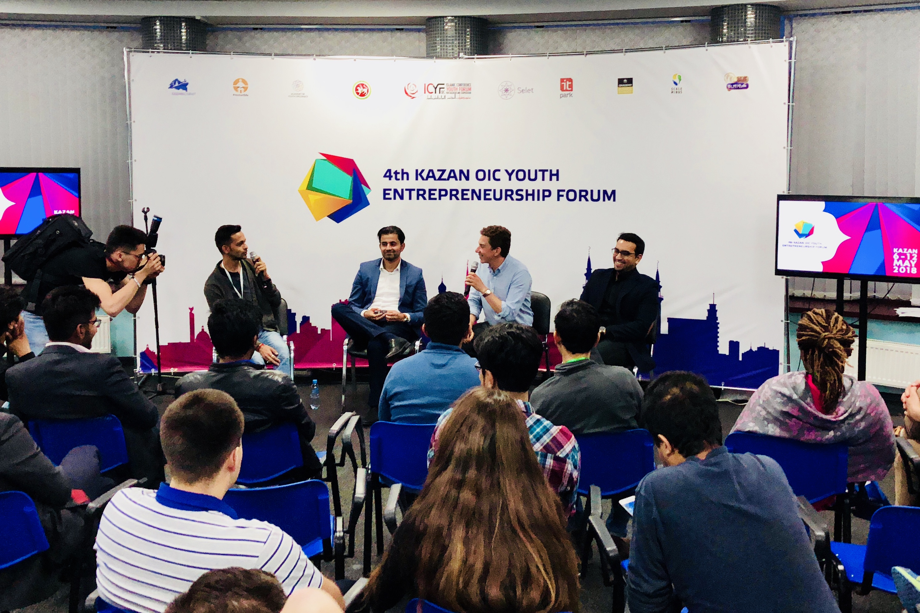 Mentoring future global entrepreneurs at the Kazan OIC Youth Entrepreneurship Forum